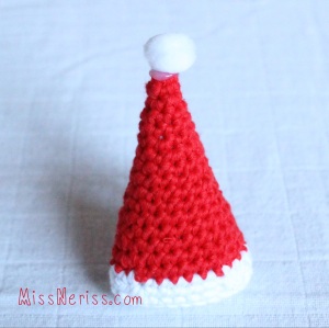 Merry Mini Christmas Santa Hat pattern