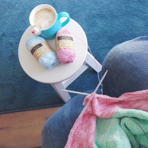 Scheepjes Sunkissed Knitted Blanket progress @missneriss